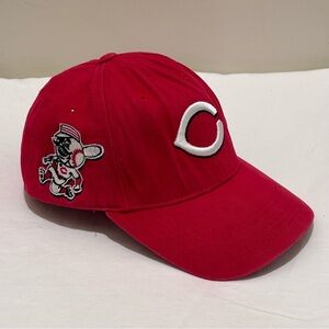 Vintage Cincinnati Reds Fan Favorite Adjustable Hat Unisex MLB Baseball Cap